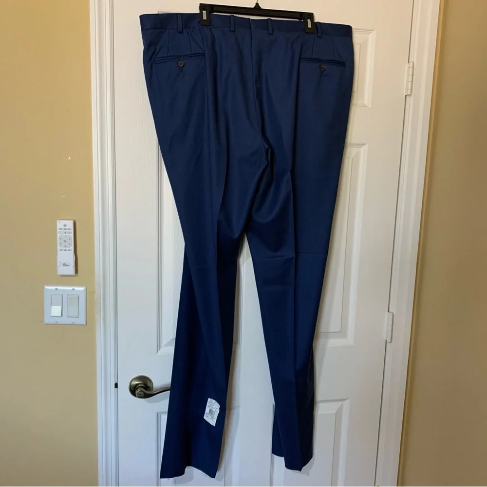 NWT Daniel Cremieux 2-Piece Navy‎ Blue 100% Wool Suit Size 44x38L Office Formal